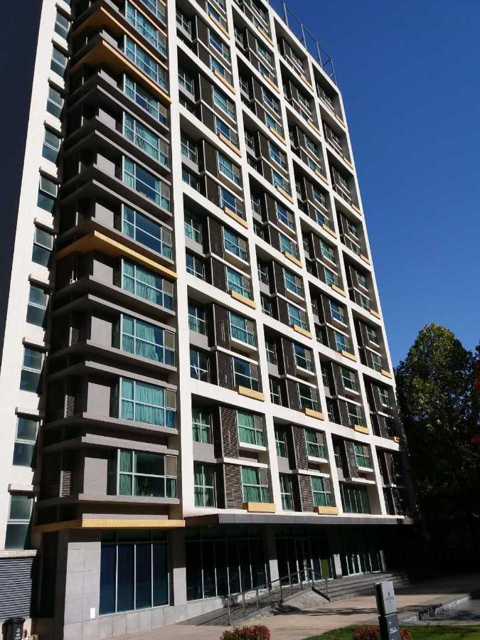 Beijing Yasmine Seasons Park Apartment Hotel Exterior photo